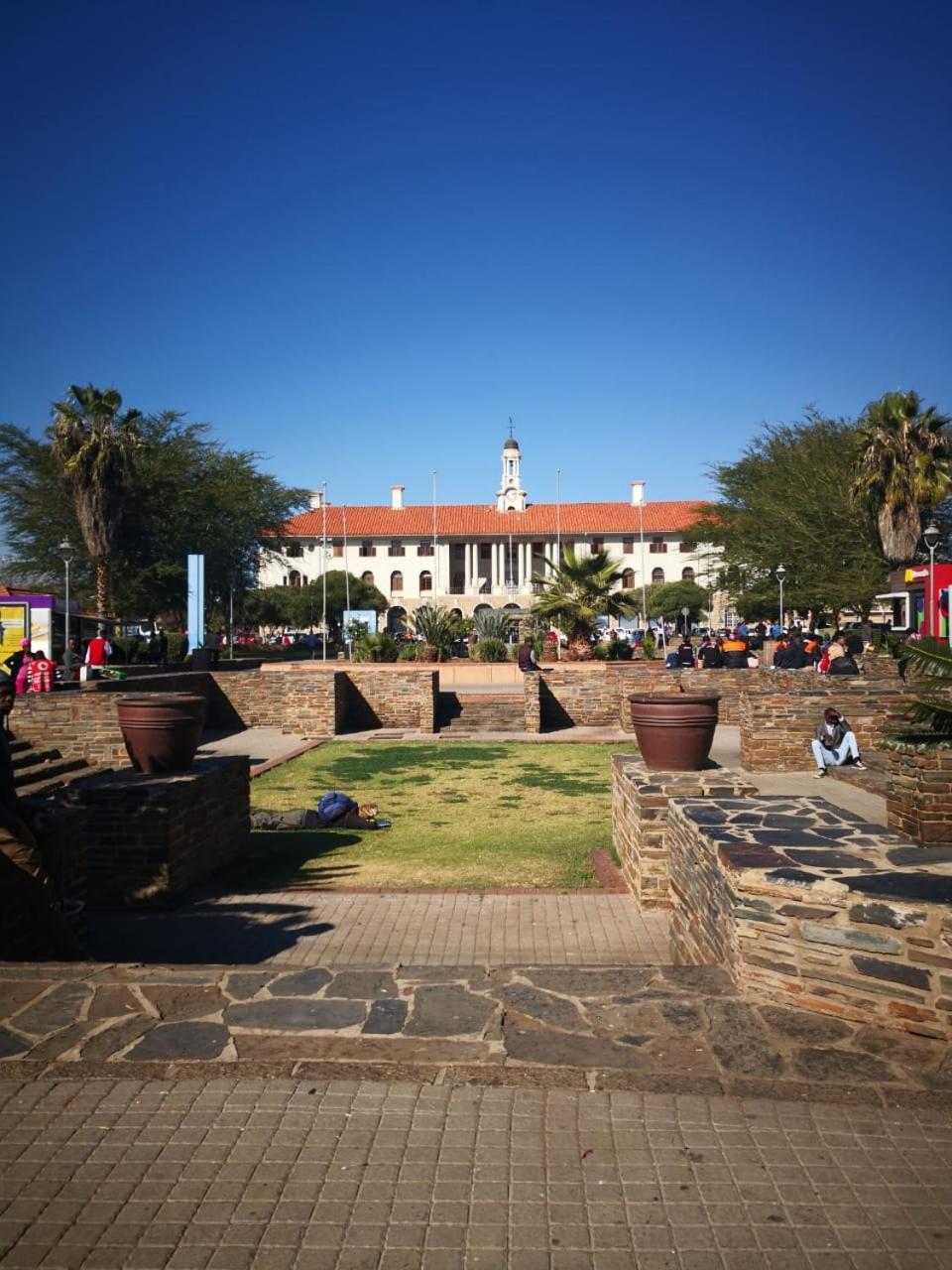 Victoria Hotel Pretoria-Noord Exteriör bild
